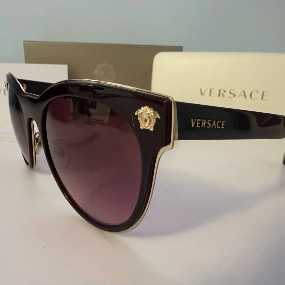 Versace Women's Elegant Burgundy Sunglasses - Picture 4 of 6